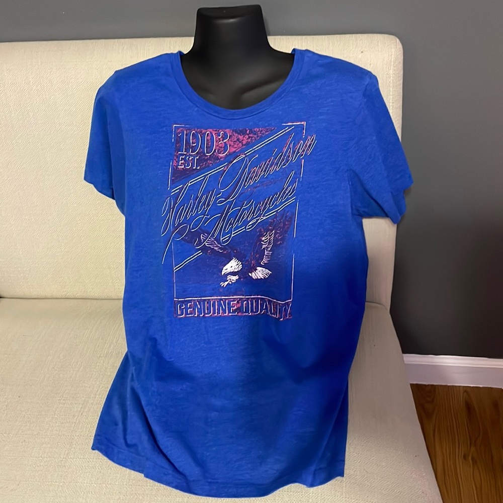 Women’s blue Harley, Davidson T-shirt